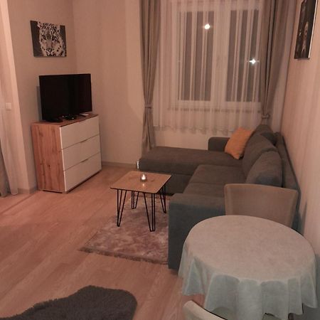 Gray Apartament 2 Pristina Exterior foto