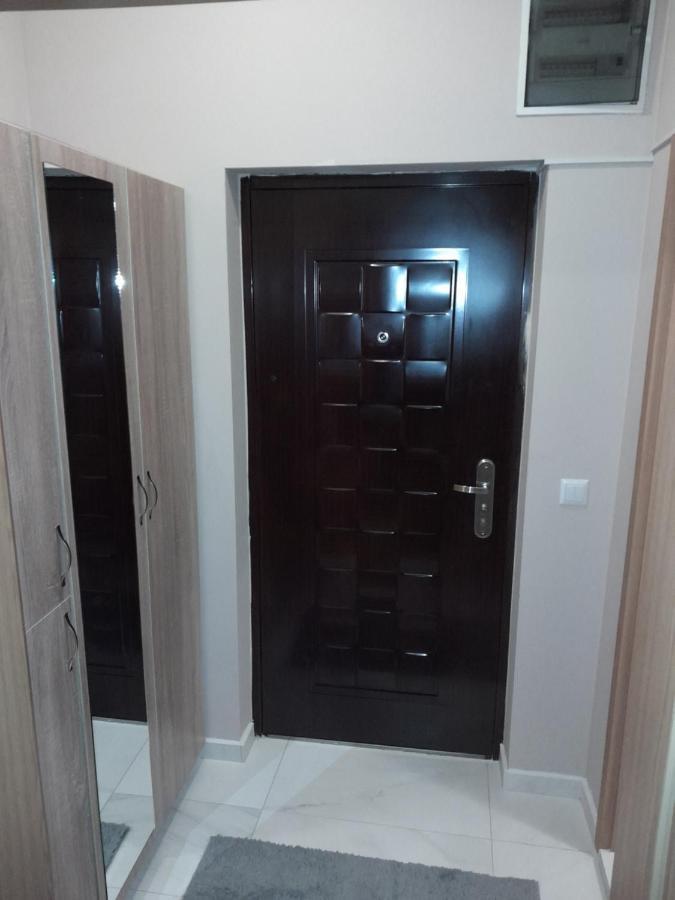 Gray Apartament 2 Pristina Exterior foto
